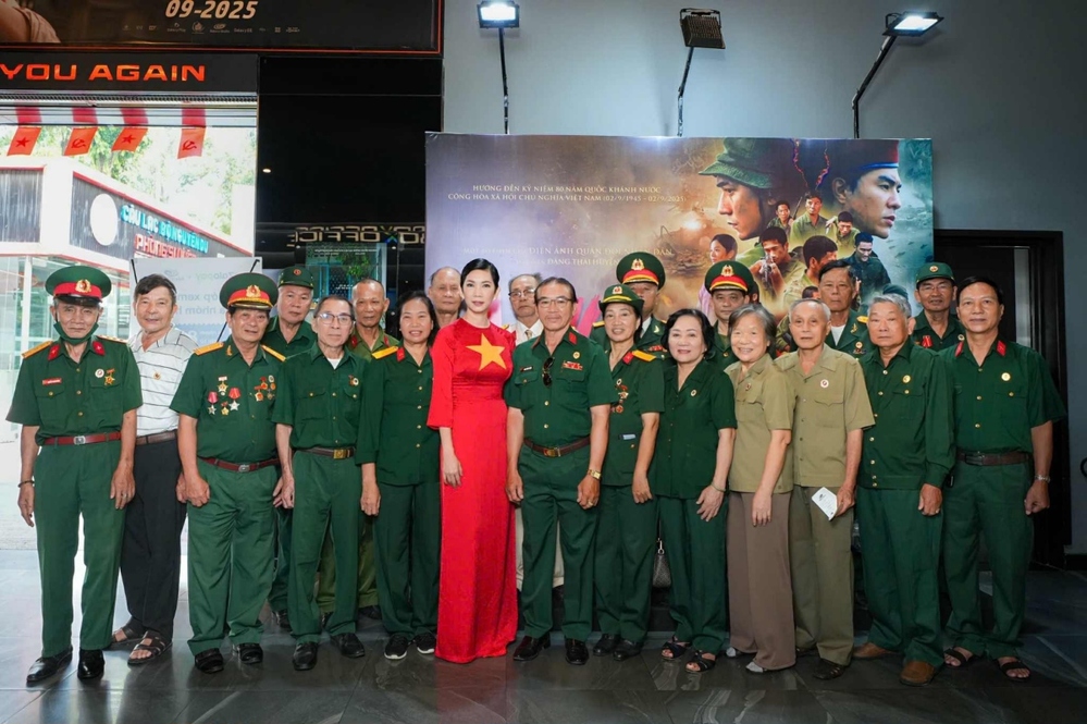 - Tin sao Viet - Tin tuc sao Viet - Scandal sao Viet - Tin tuc cua Sao - Tin cua Sao