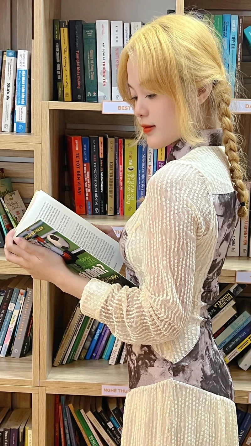 Hình nền anime girl chibi mang lại sự đáng yêu và ngộ nghĩnh