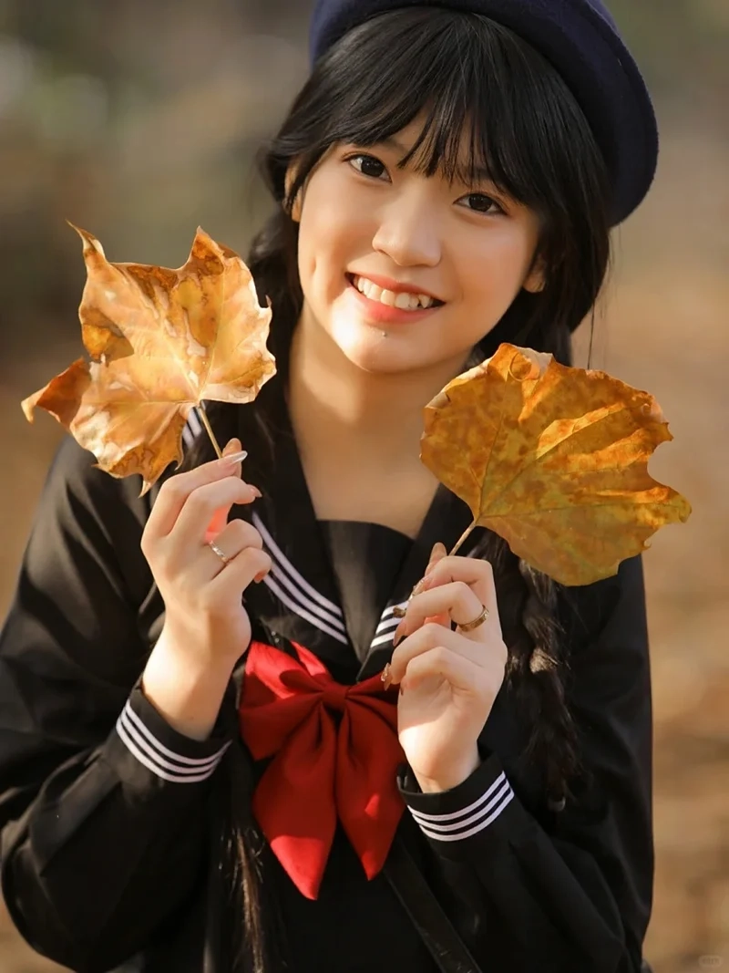 Thần thái Gái răng khểnh tạo dáng tự nhiên